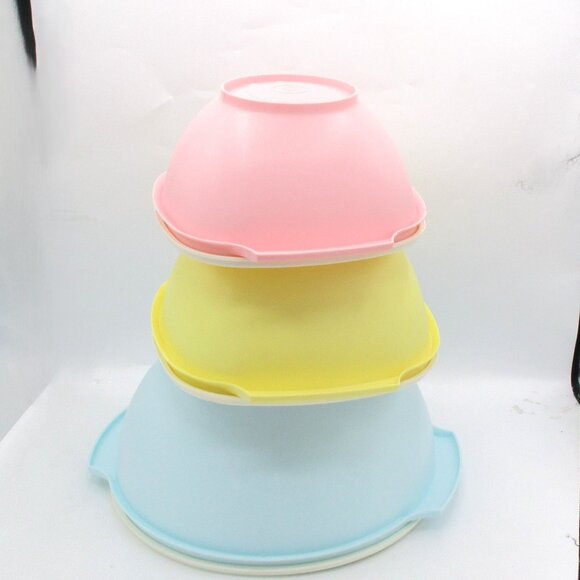16 Pc Retro PastelTupperware Set 8 Bowls 8 Lids - Picture 4 of 8